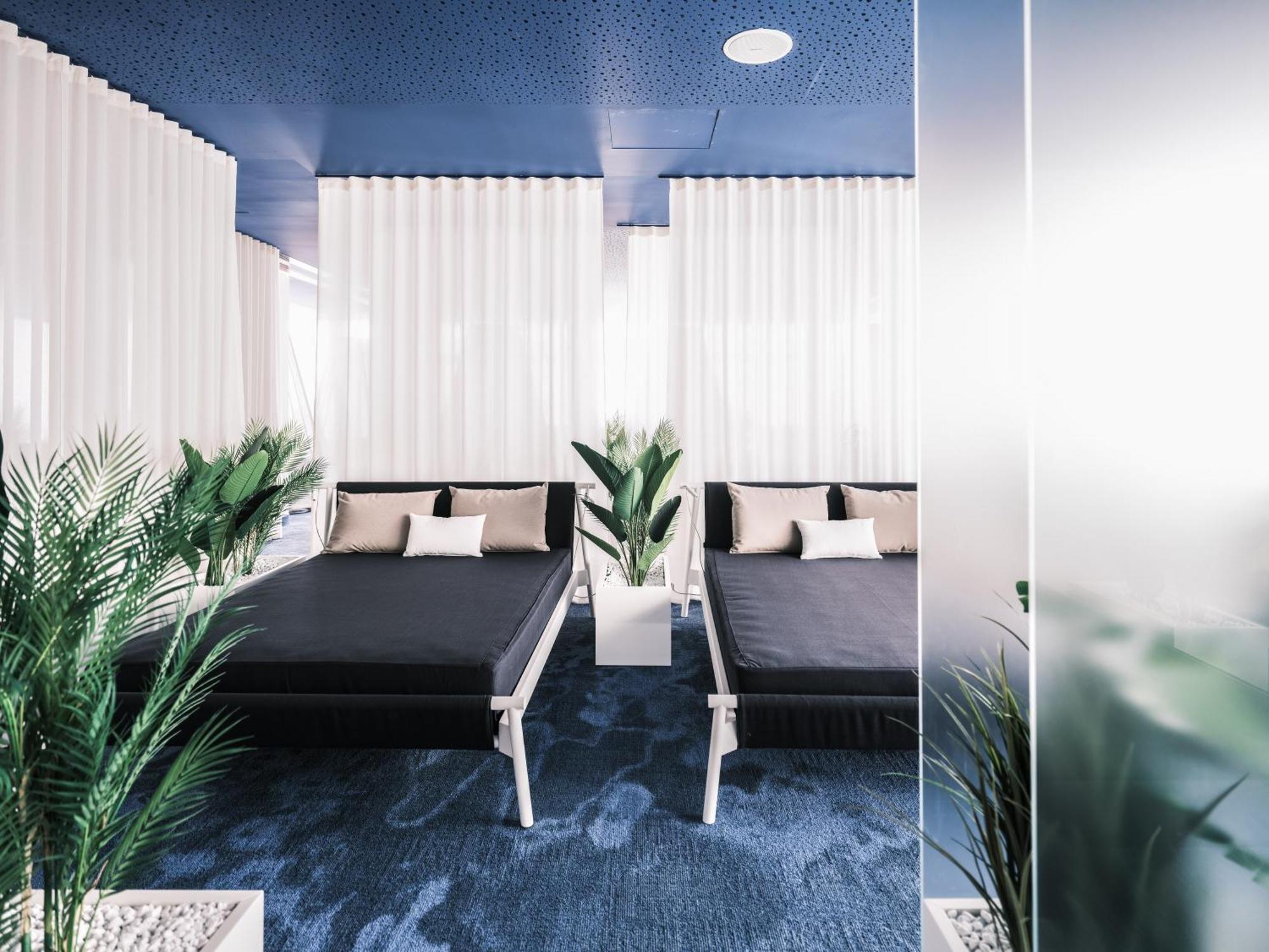 Falkensteiner Hotel & Spa Jesolo Dış mekan fotoğraf A room at the spa
