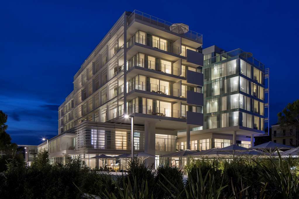 Falkensteiner Hotel & Spa Jesolo Dış mekan fotoğraf The Westin Athens